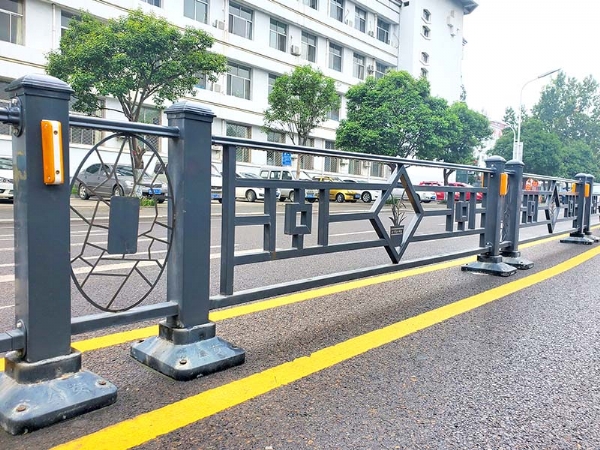 市政道路護欄 (32)
